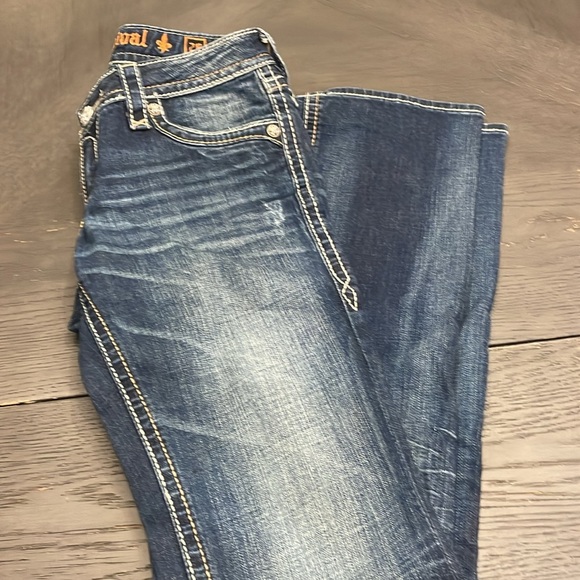 Rock Revival Jeans - Picture 4 of 5